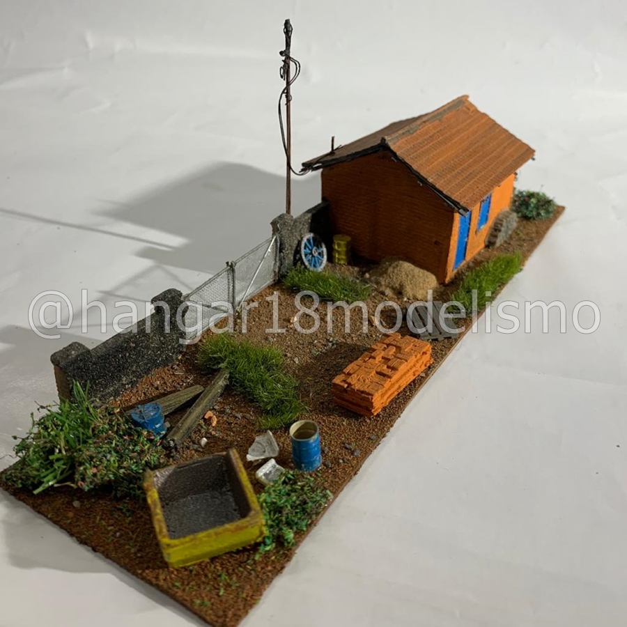 DIORAMA CASA EM CONSTRUÇÃO ESCALA HO (0089) ANJOLY