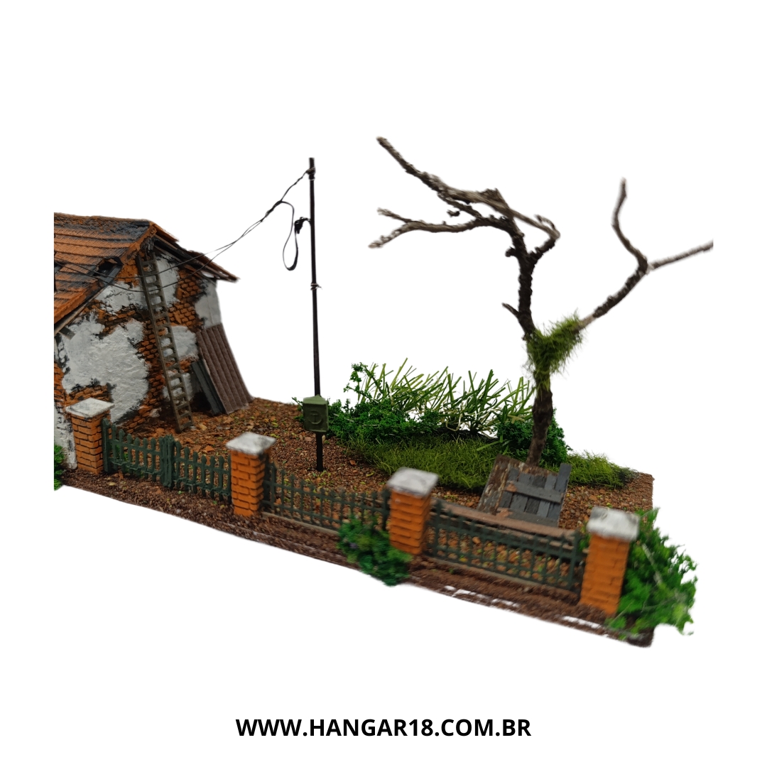 DIORAMA CASA ABANDONADA  (736) ESC HO ANJOLY