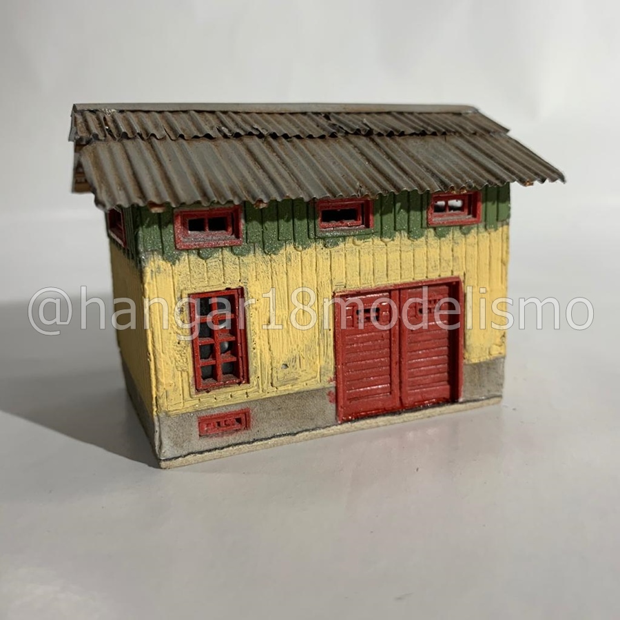 CASA DE MADEIRA AMARELA ESCALA HO (0075) ANJOLY