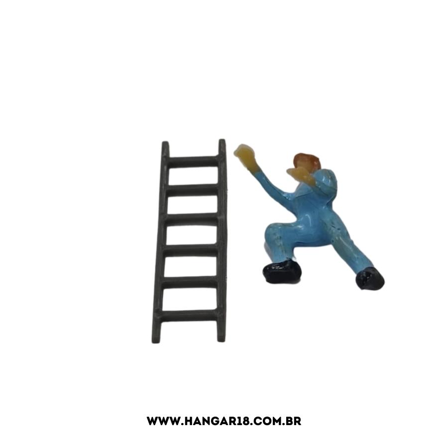 BONECO TRABALHADORES C/ ESCADA  (PL2104) ESCALA HO