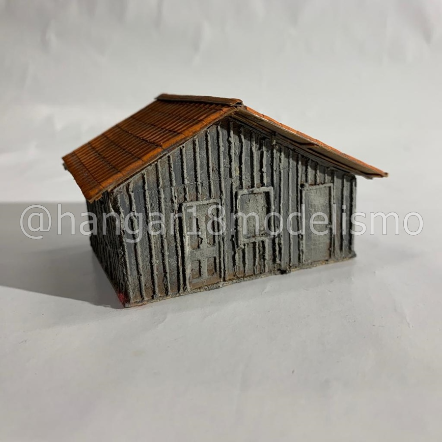 CASA DE MADEIRA ESCALA HO (0082) ANJOLY