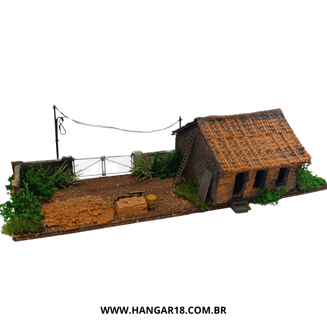 DIORAMA CASA ABANDONADA TIJOLO (735) ESC HO ANJOLY