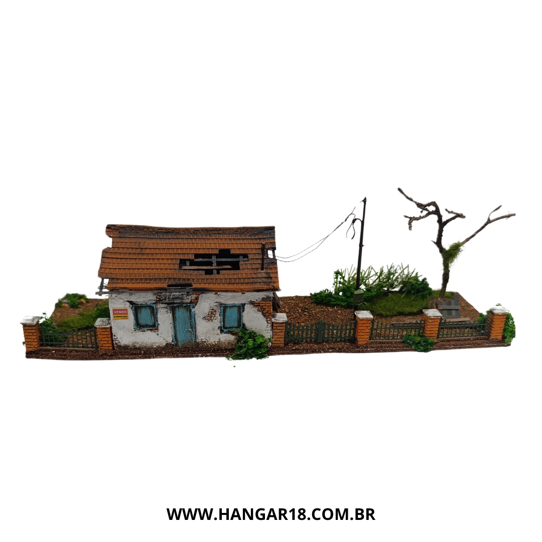 DIORAMA CASA ABANDONADA  (736) ESC HO ANJOLY