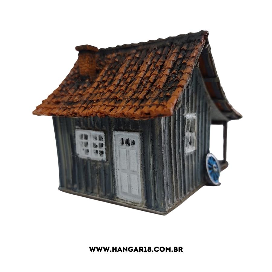 CASA MADEIRA C/ VARANDA (0358) ESCALA HO ANJOLY