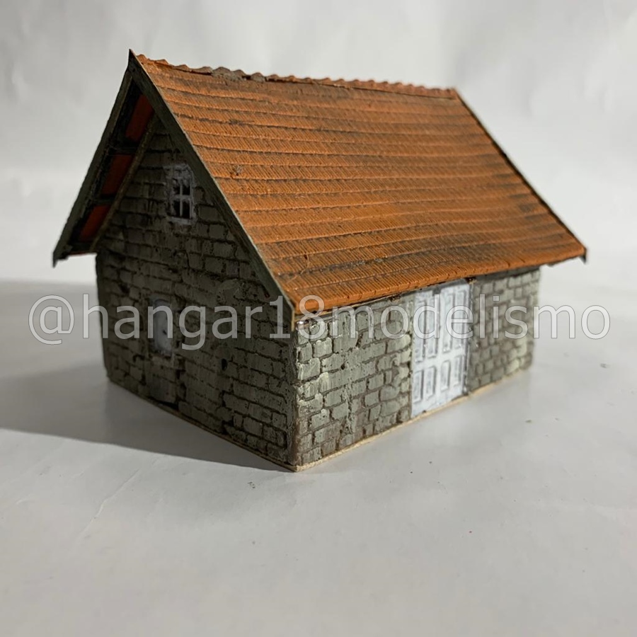 CASA DE TIJOLO ESCALA HO (0090) ANJOLY