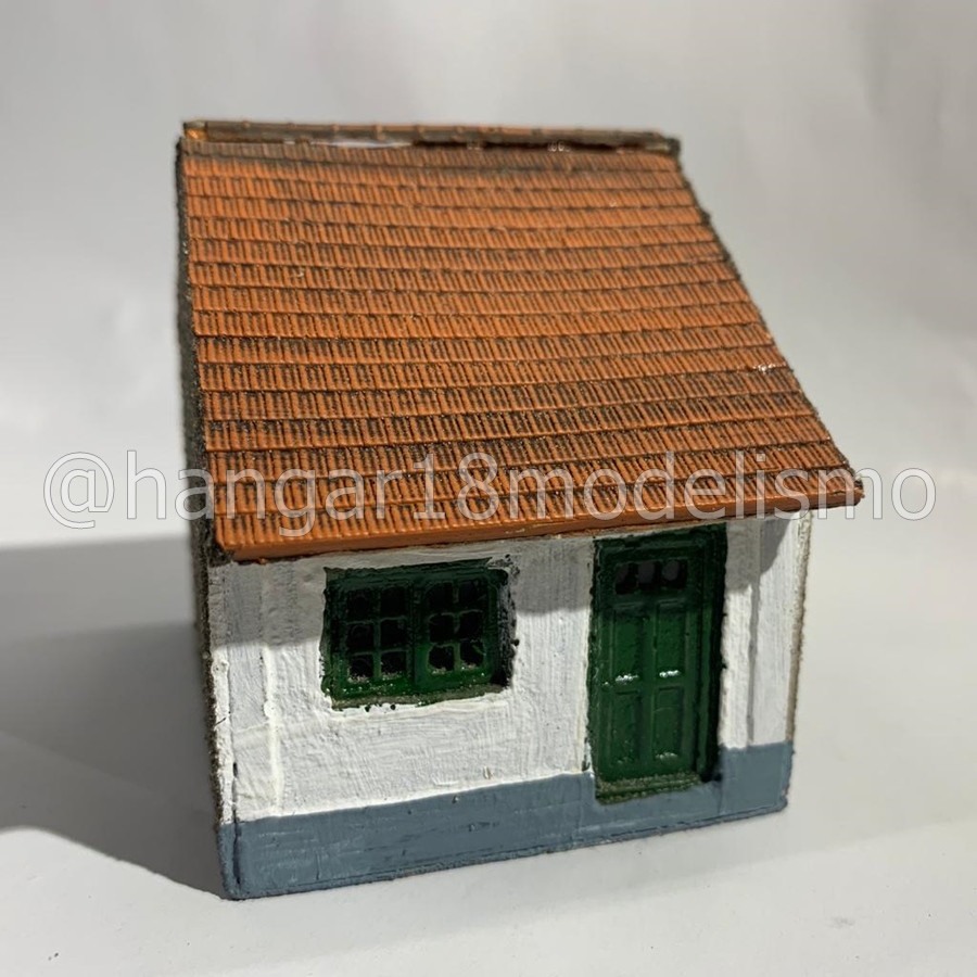 CASA DE VILA ESCALA HO BRANCA (0050) ANJOLY